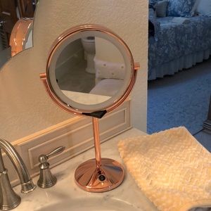 Conair LED Light up Magnify Make up Mirror Rose Gold New without box